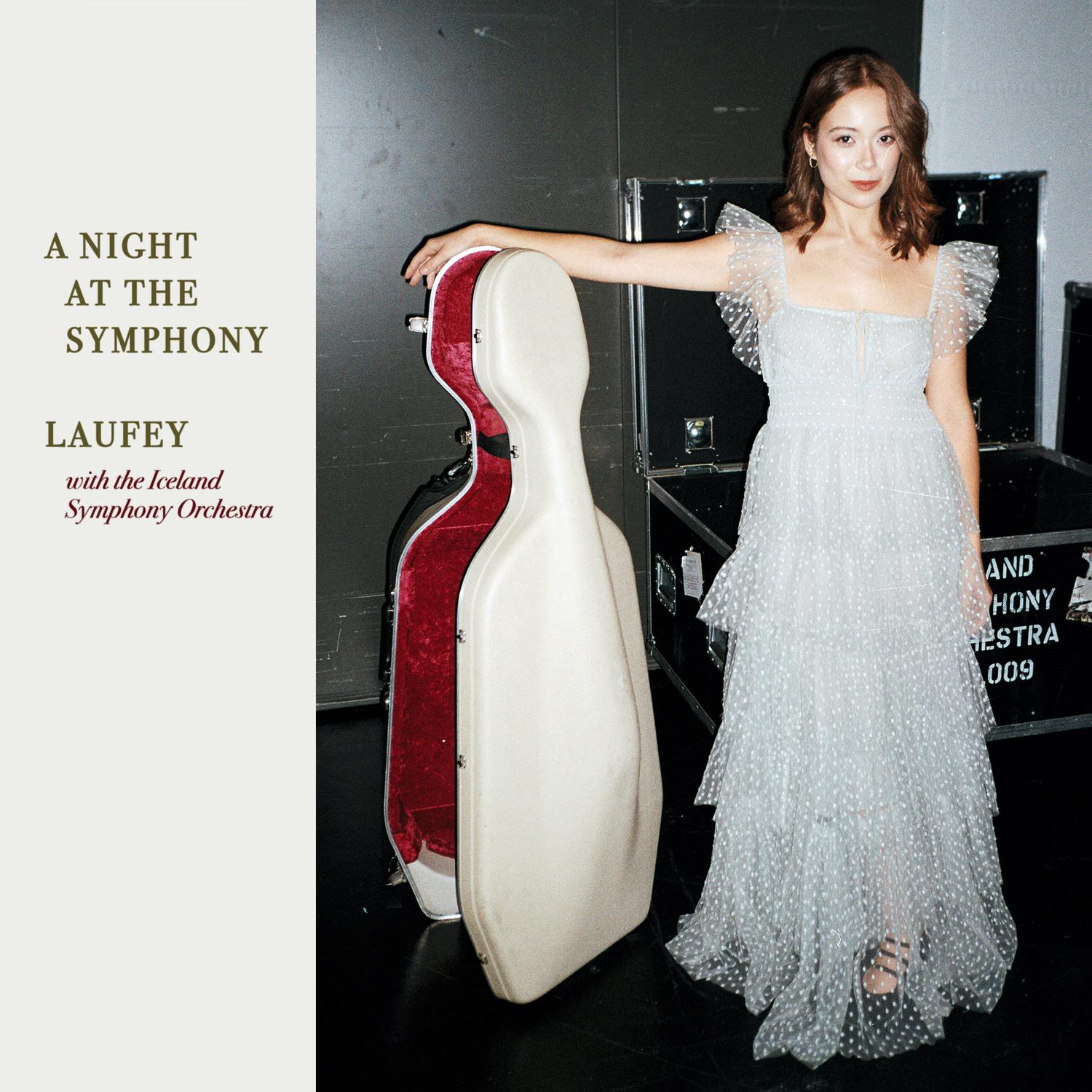 Falling Behind (Live at The Symphony) - Laufey / Iceland Symphony Orchestra | Falling Behind (Live at The Symphony) cover 封面